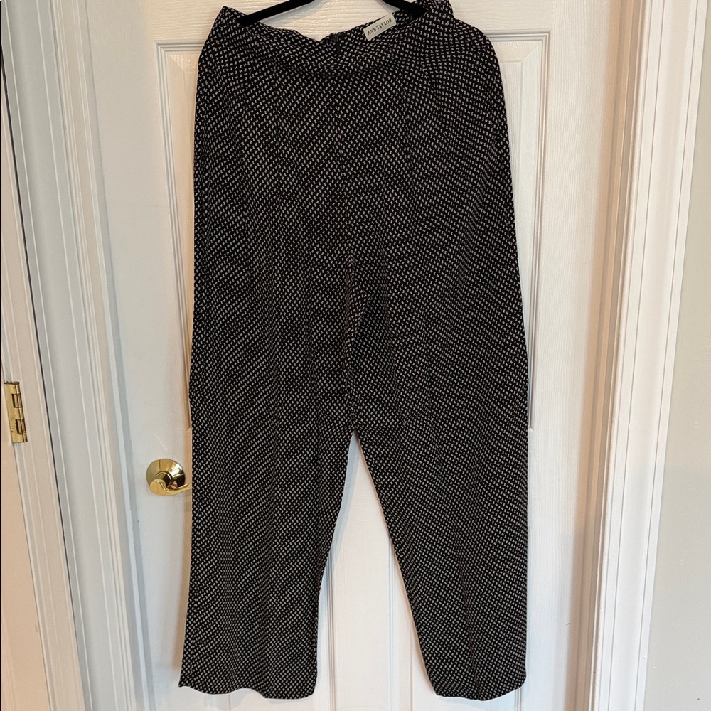 Ann Taylor Black and Tan Wide Leg Pants